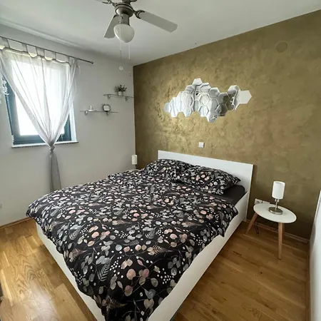 Apartment Mare Cunski